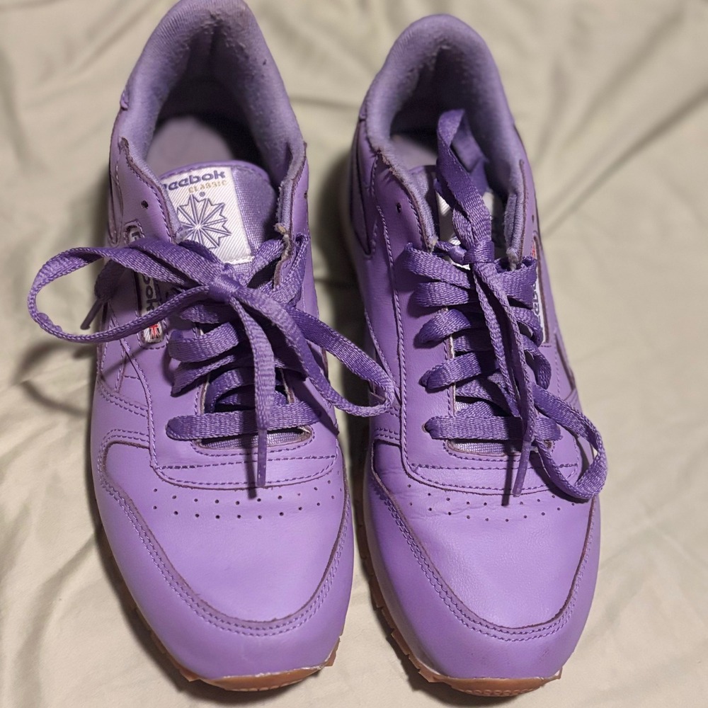 Reebok Classic Leather Purple Retro Sneakers Womens Size 6 Gum Sole Dopamine